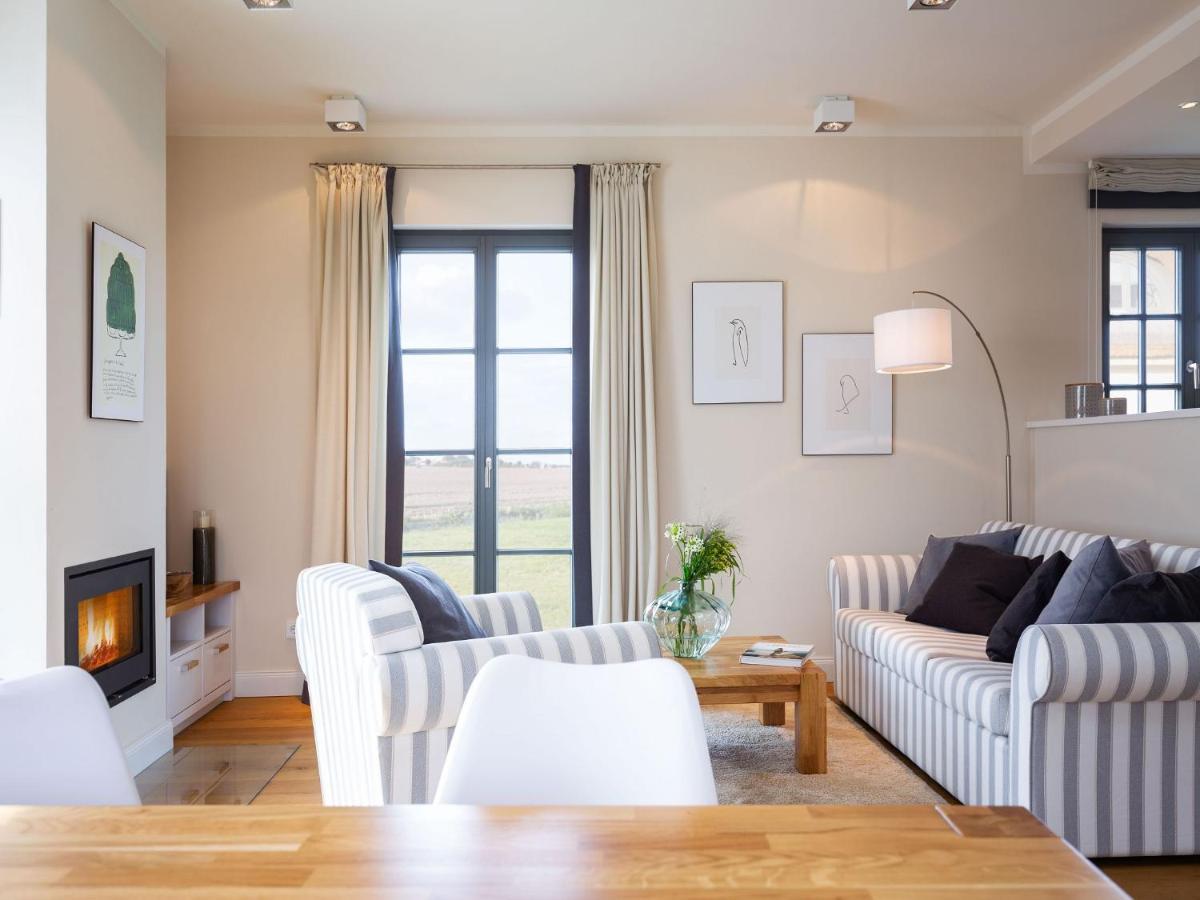 Reetland Am Meer - Premium Reetdachvilla Mit 2 Schlafzimmern, Sauna Und Kamin E04 Dranske Exteriör bild