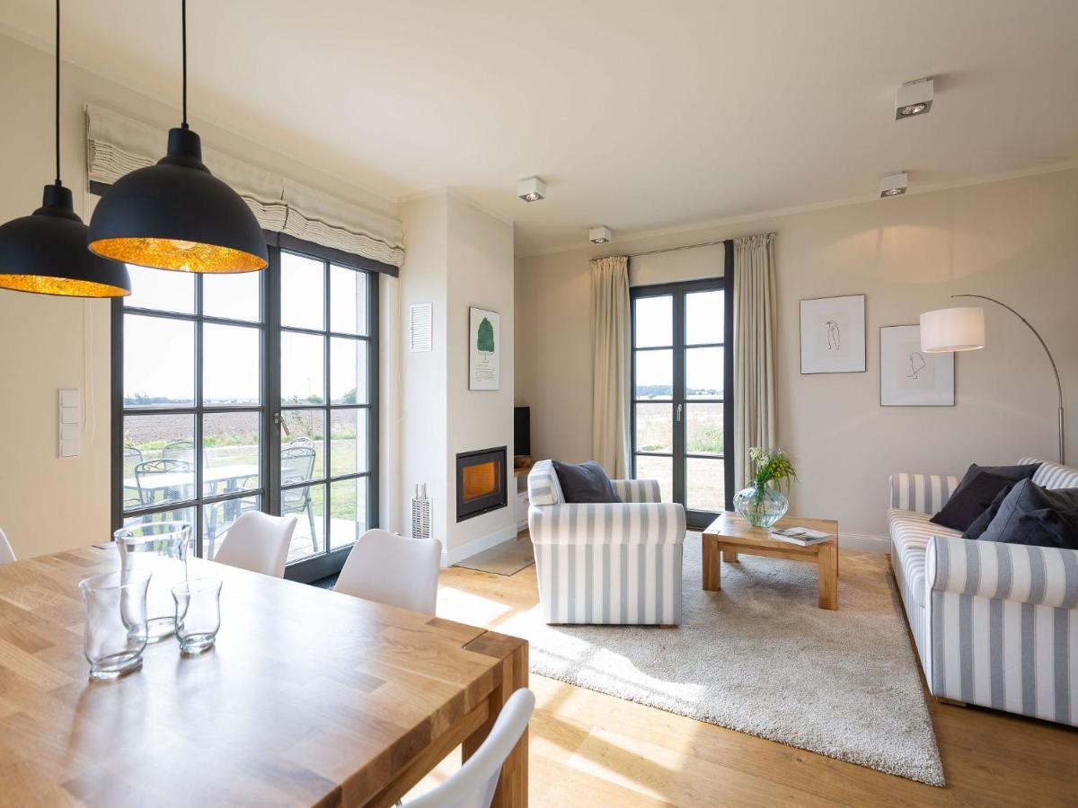 Reetland Am Meer - Premium Reetdachvilla Mit 2 Schlafzimmern, Sauna Und Kamin E04 Dranske Exteriör bild