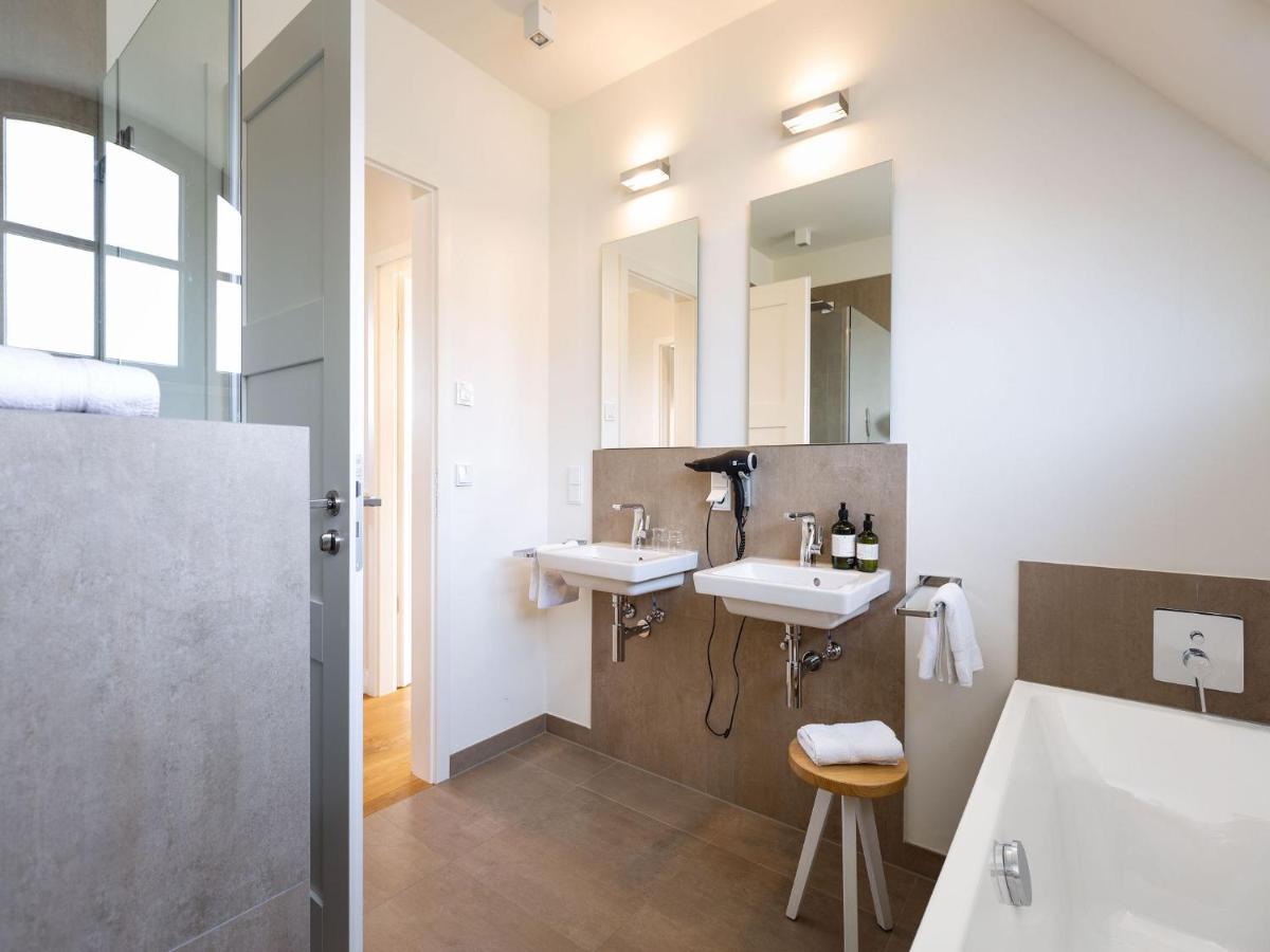 Reetland Am Meer - Premium Reetdachvilla Mit 2 Schlafzimmern, Sauna Und Kamin E04 Dranske Exteriör bild